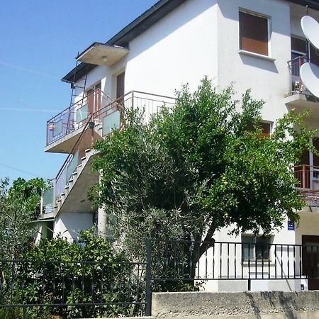 Apt Ingrid Pula Ngoại thất bức ảnh